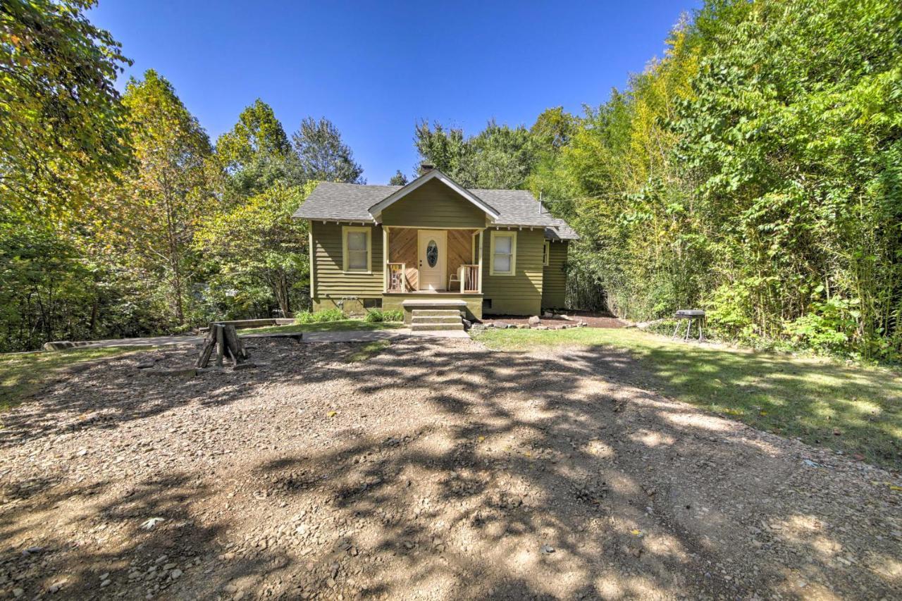 Pet-Friendly Cottage With Fire Pit - 3 Mi To Siu! Carbondale Exterior photo